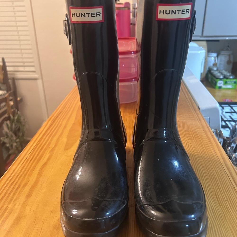 Hunter Glossy Black Rain Boots
